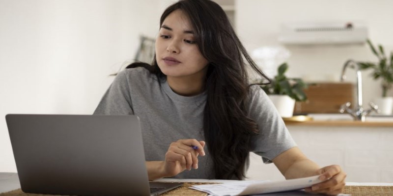Strategies to Keep More of Your Bonus Check